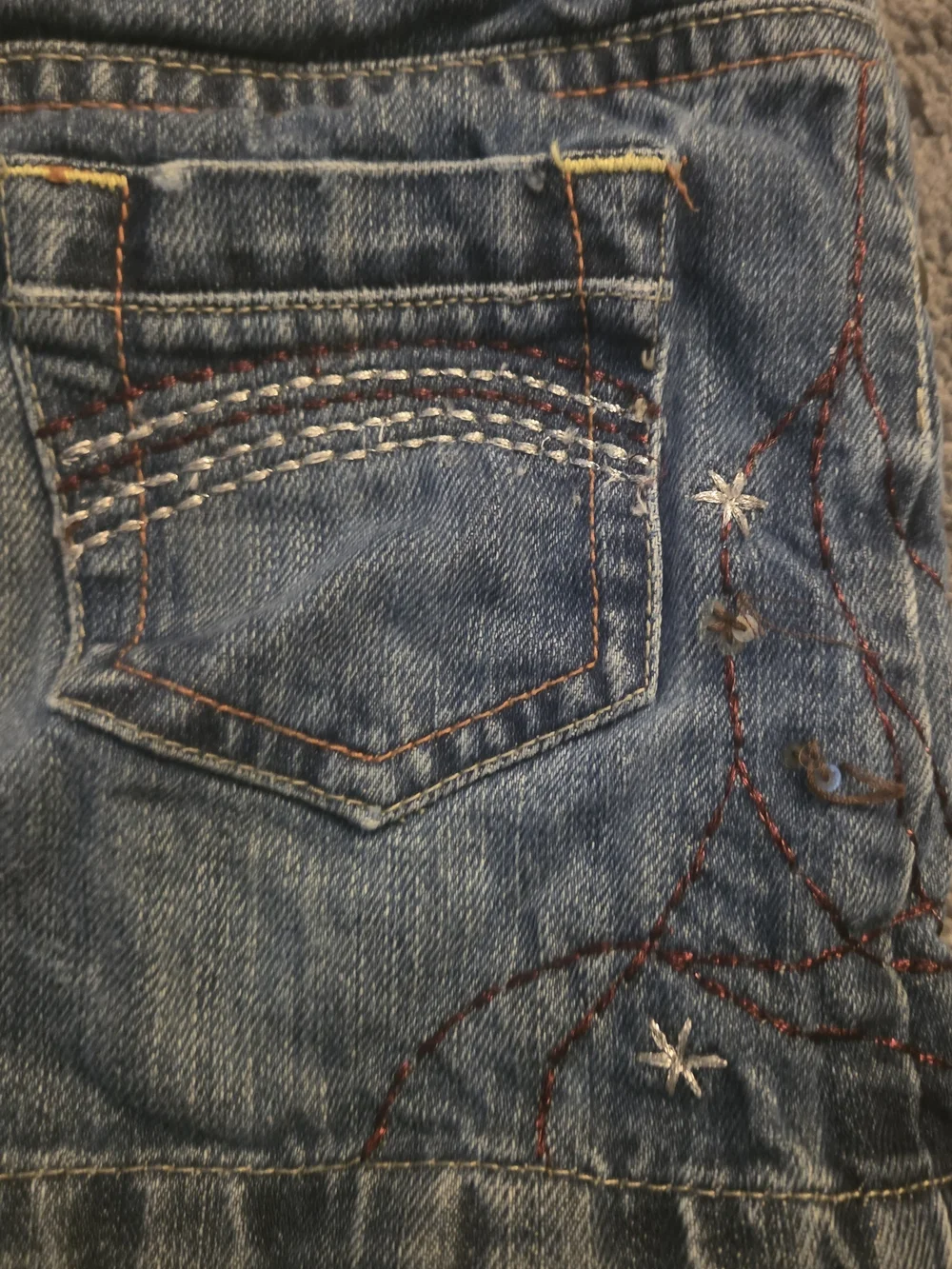 GAP brand, Blue Denim, Toddler‎ jean skort with Floral Embroidery, Size 4